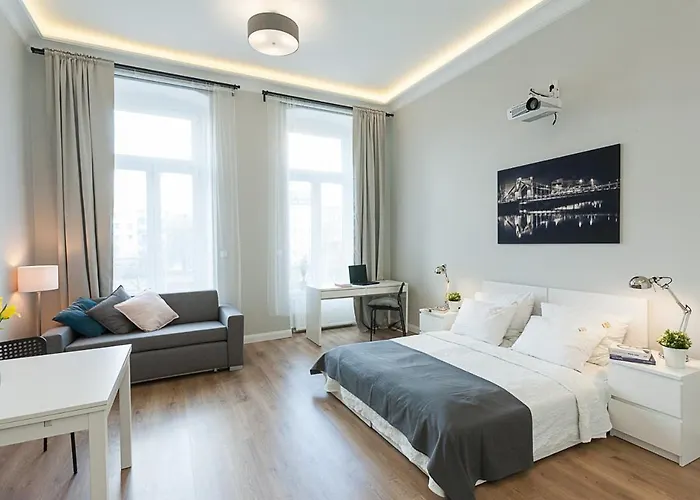Plac Sw. Macieja Apartment ~ Self Check-In 20H